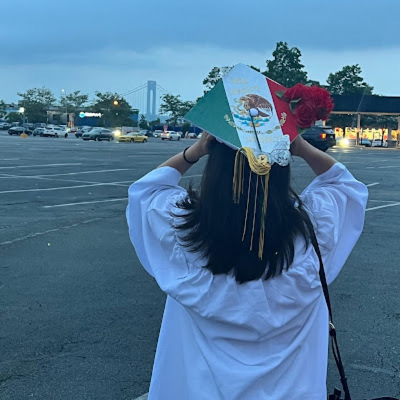 Meet your Posher, Itzkilli - Picture 1 of 1